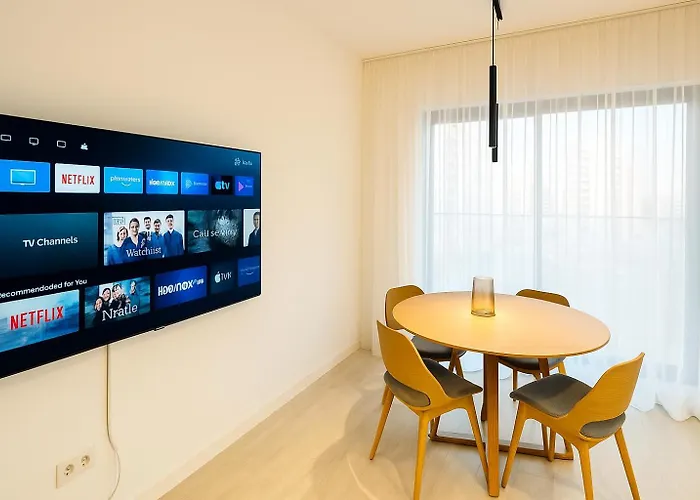 Διαμέρισμα Moon Charm Free Parking *