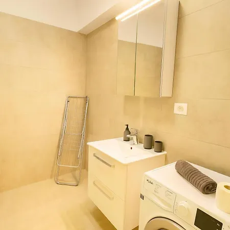 Apartment Moon Charm Free Parking *